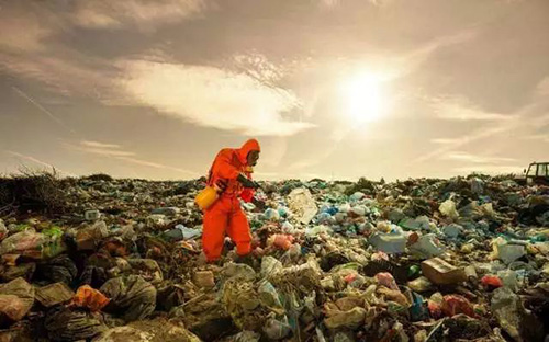 婁底市浩天環(huán)?？萍加邢薰?婁底危險(xiǎn)廢物經(jīng)營,環(huán)保技術(shù)開發(fā)及咨詢推廣,環(huán)境設(shè)施建設(shè),危險(xiǎn)廢物運(yùn)營管理